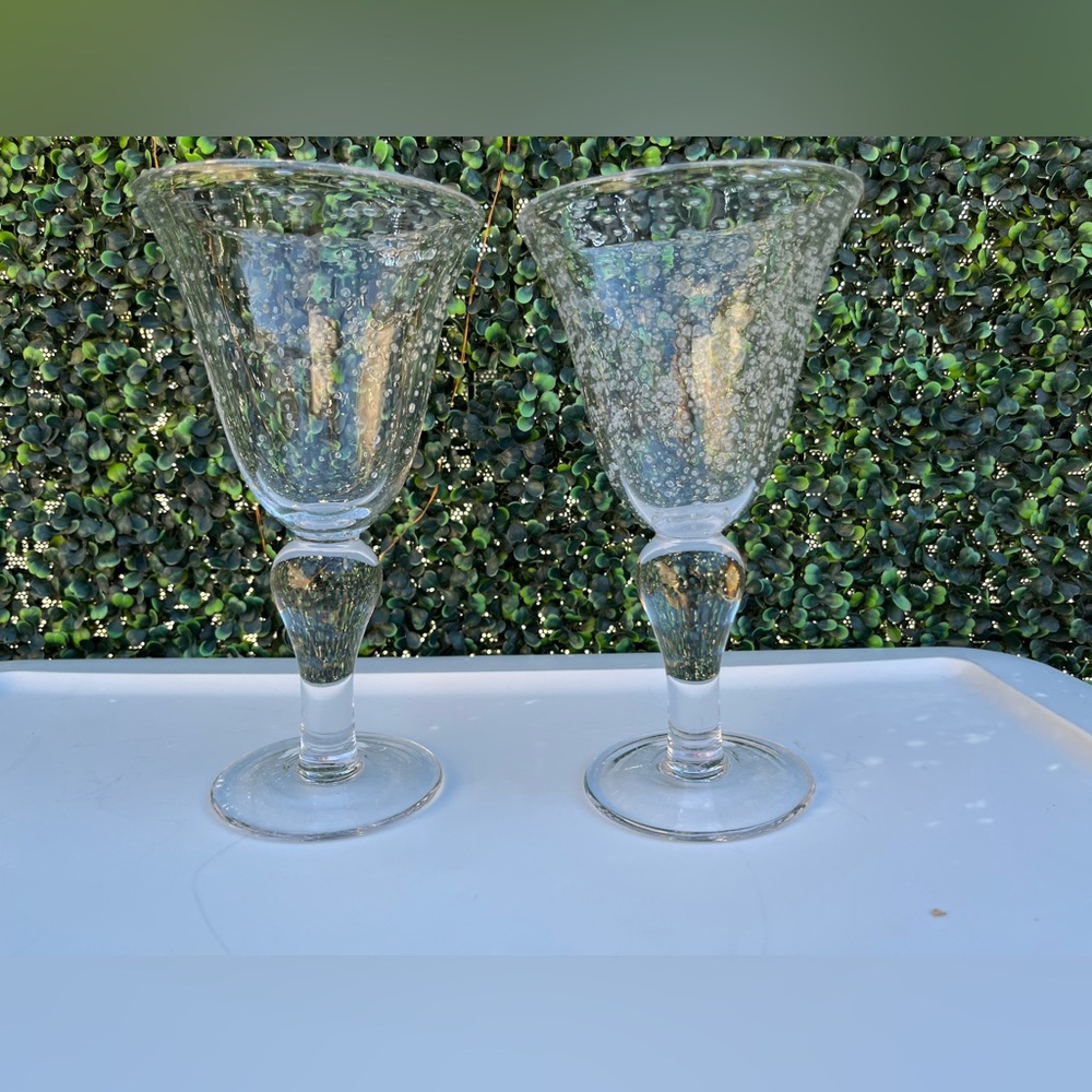 2~Elegant Clear all-over Bubbled/Seeded Glass Goblets